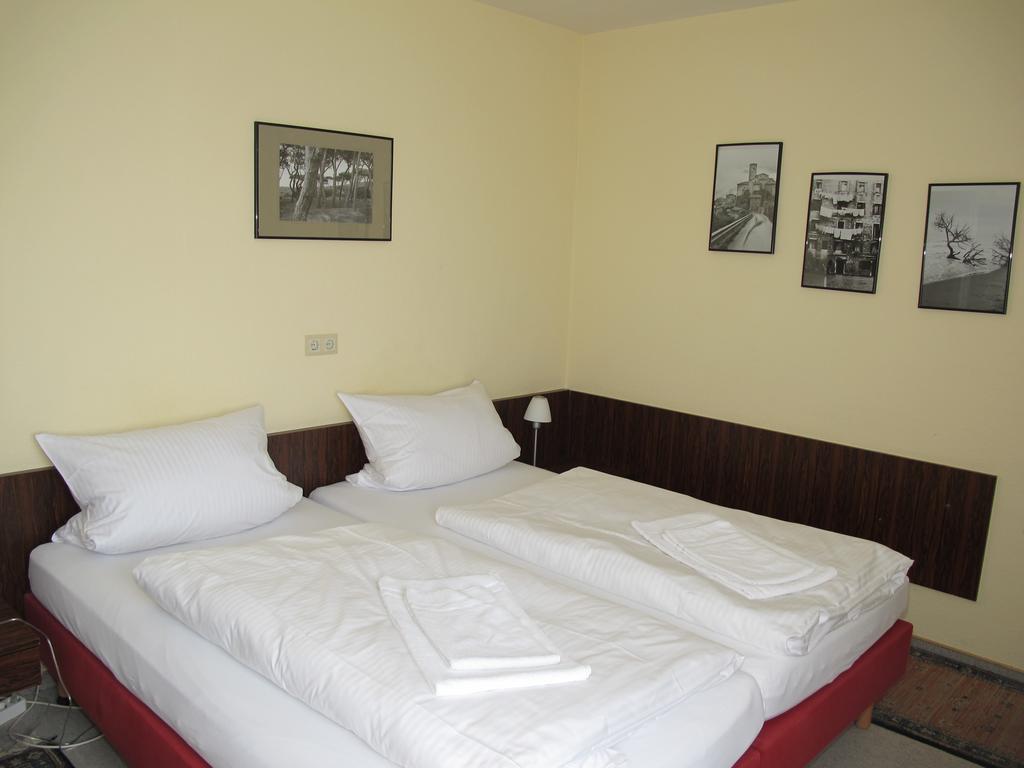 Onkel Tom`s Hütte Hotel Göttingen Eksteriør billede
